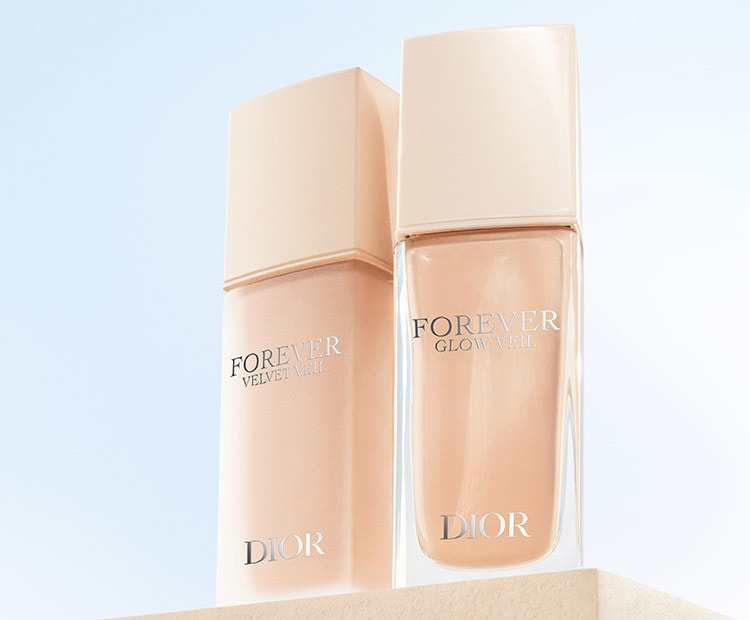 DIOR FOREVER GLOW VEIL メイクアップ　ベース　下地