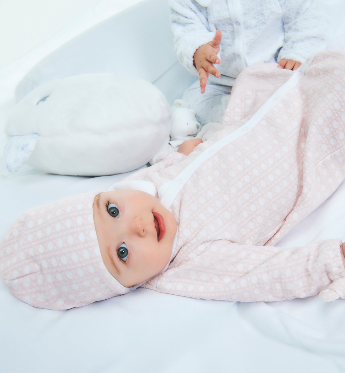 ショッピング人気 baby Dior4点セット - vidaclube.com.br