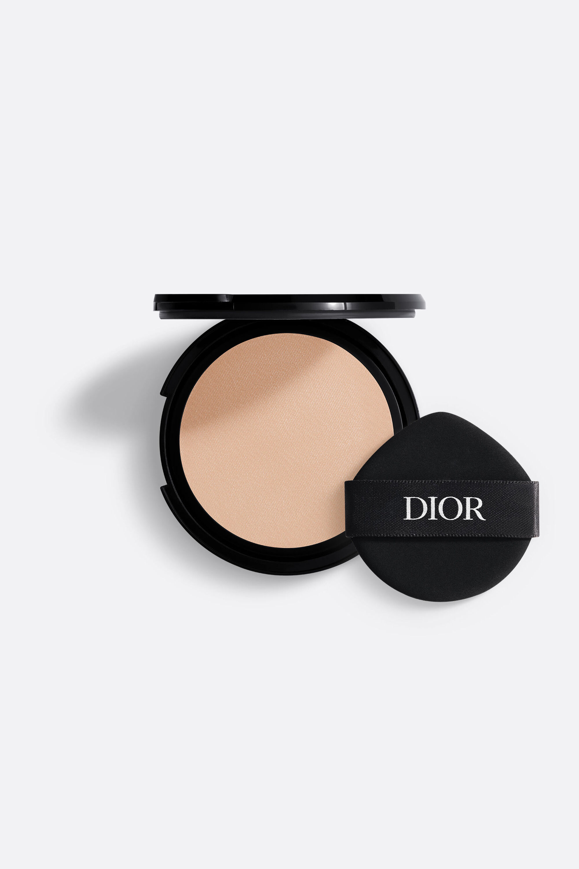 DIOR】 新作 ディオールスキン フォーエヴァー イドラ グロウ