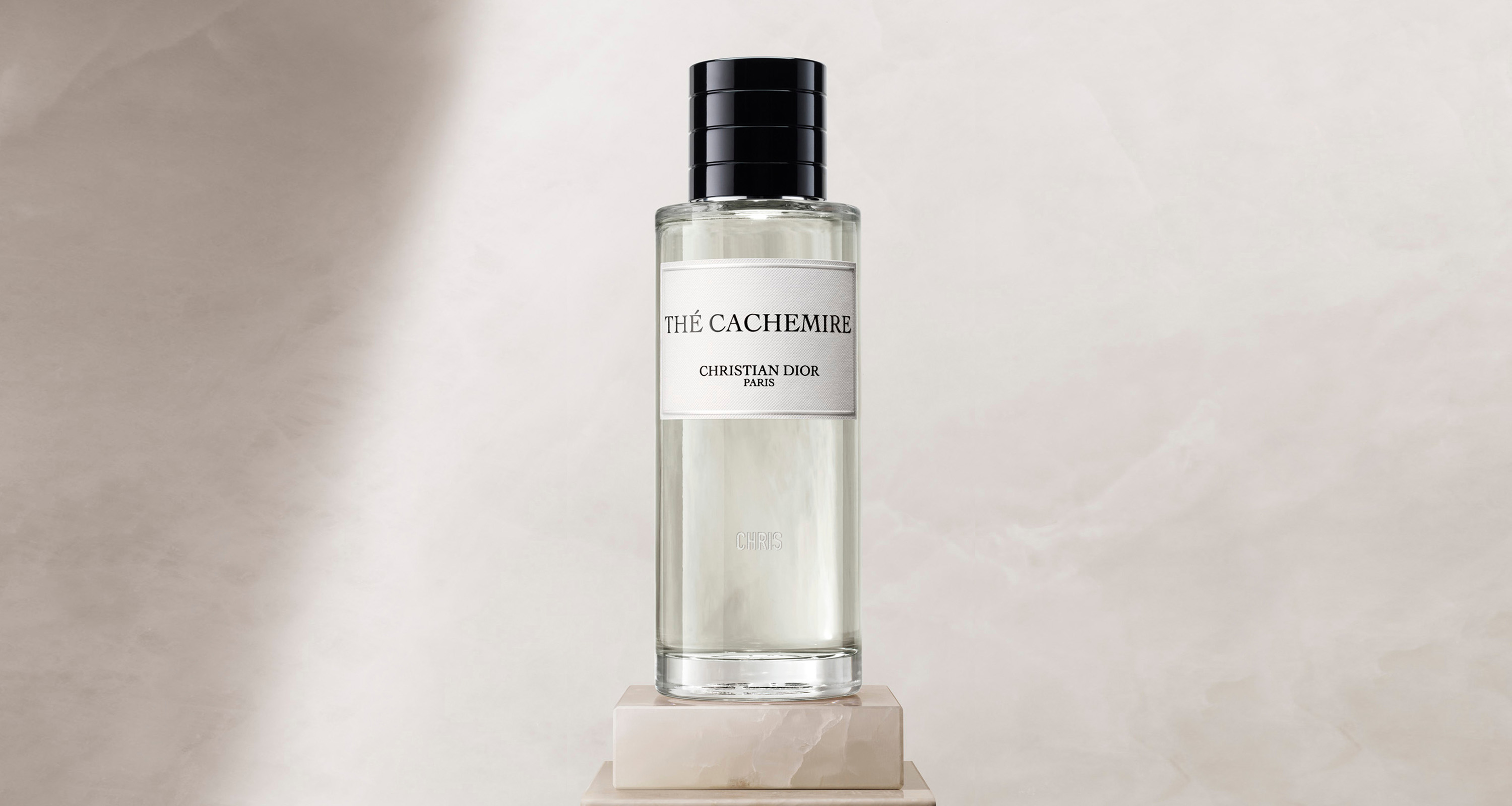 DIOR】 新作 メゾン クリスチャン ディオール テ カシミア ラ コ