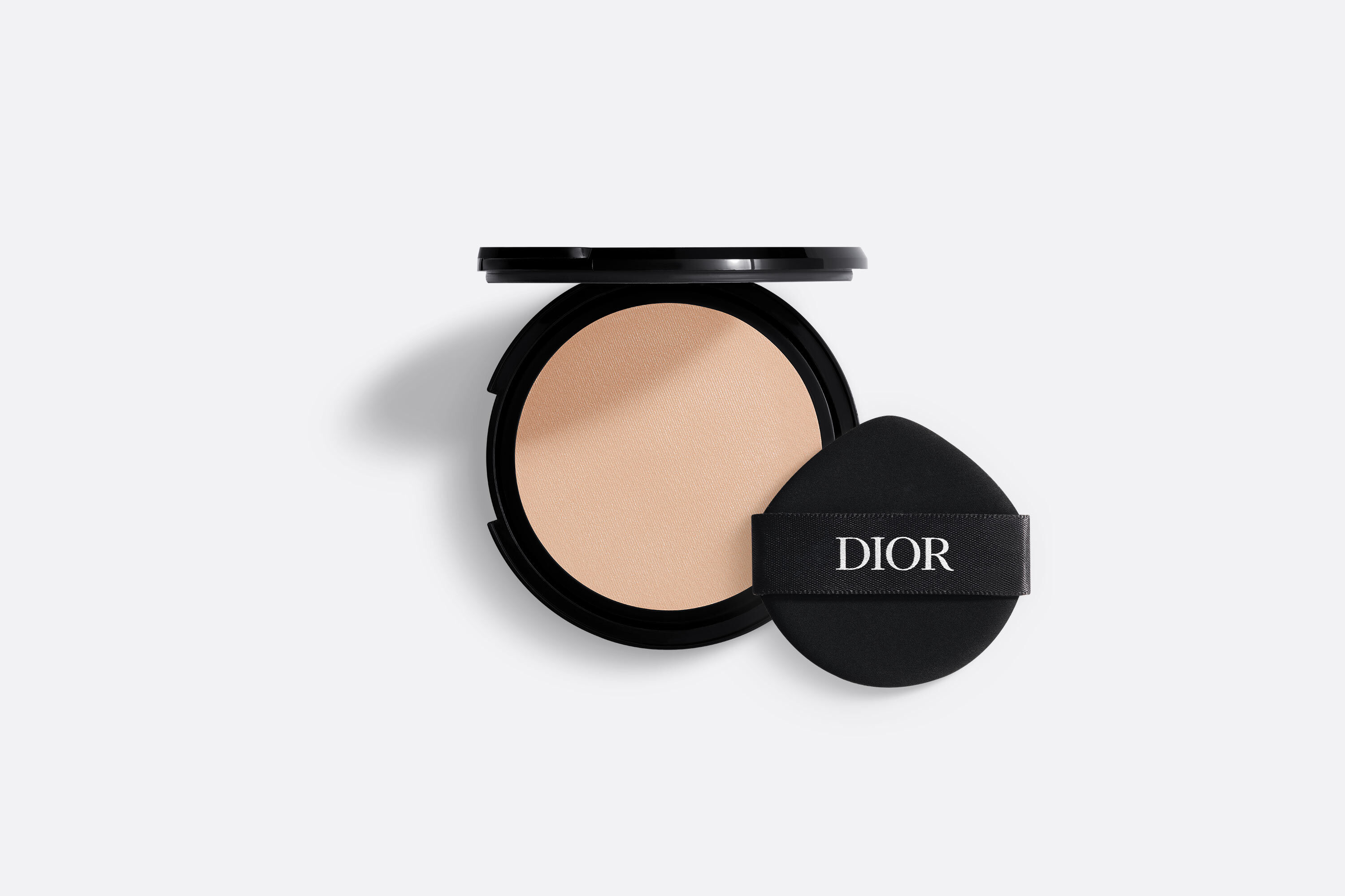 DIOR】 新作 ディオールスキン フォーエヴァー イドラ グロウ