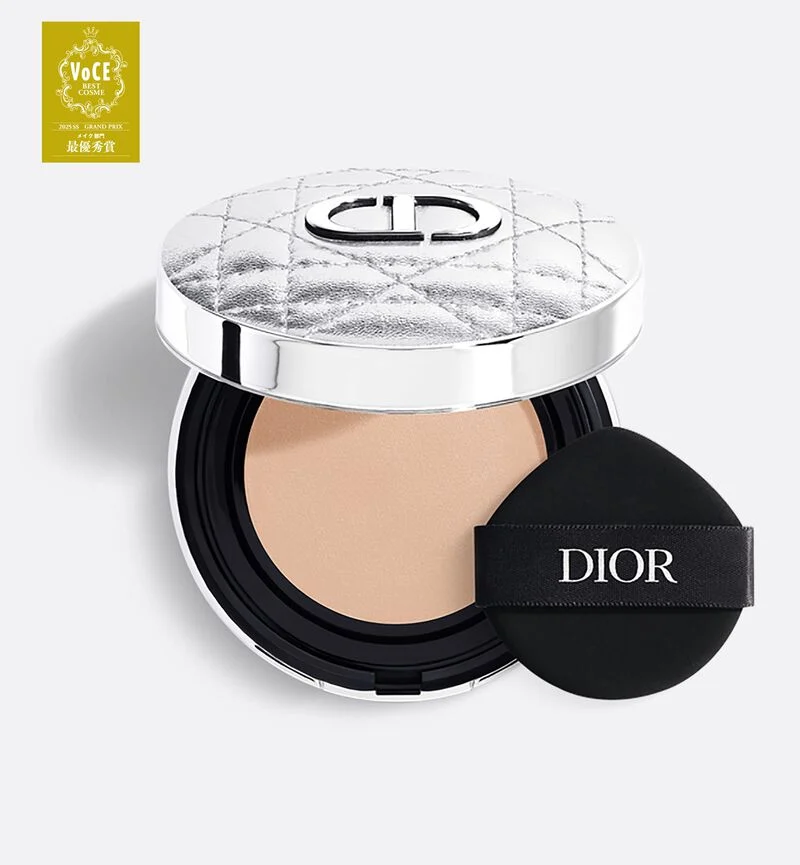 ディオールスキン フォーエヴァー イドラ グロウ クッション  - ディオールスキン フォーエヴァー イドラ グロウ クッションのケースをパーソナライズする