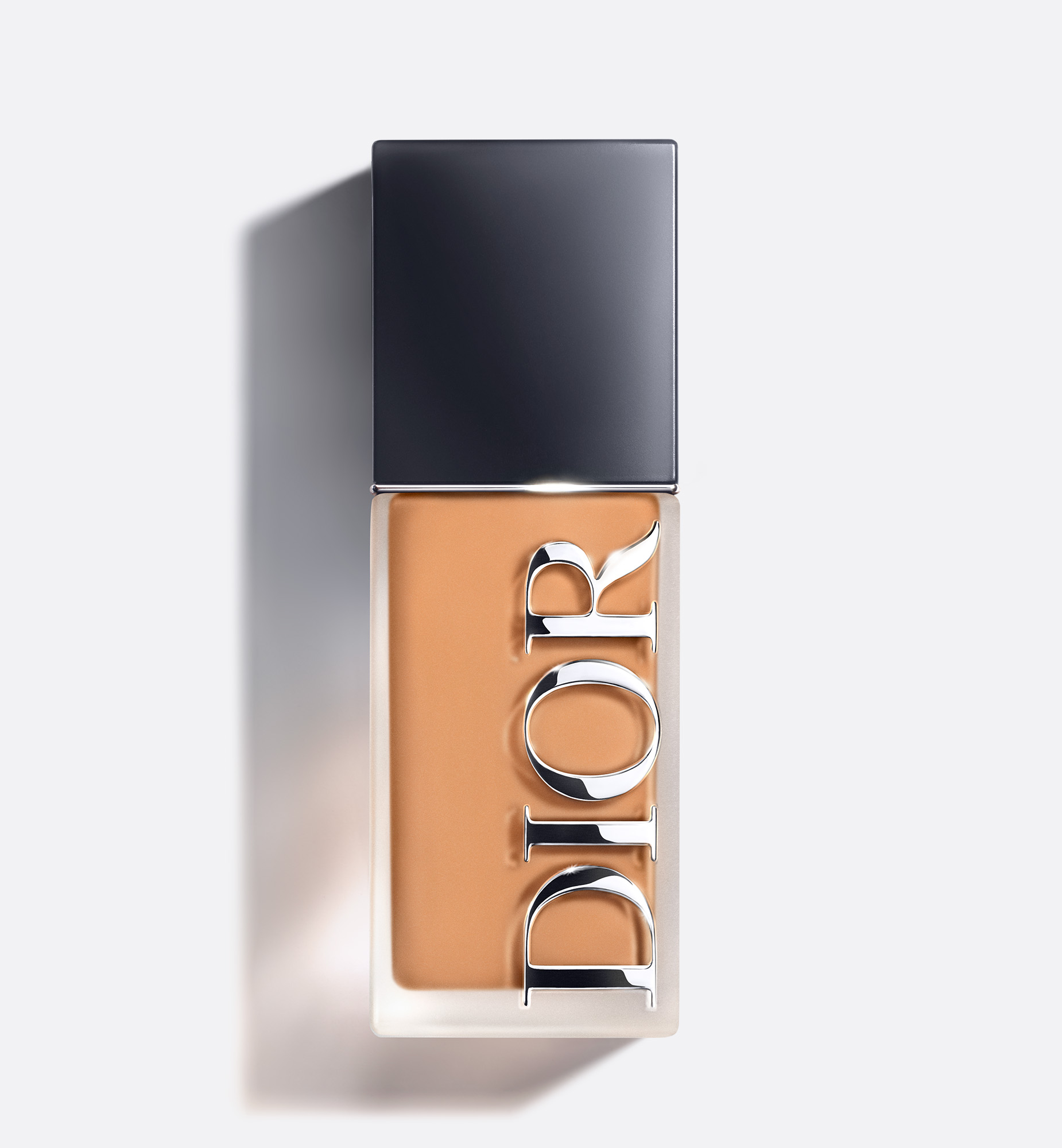 Dior Forever Skin Wear Blurring Natural Matte Foundation - 24H Ultra Wear Shade 4 Warm 30 Ml - Image 3