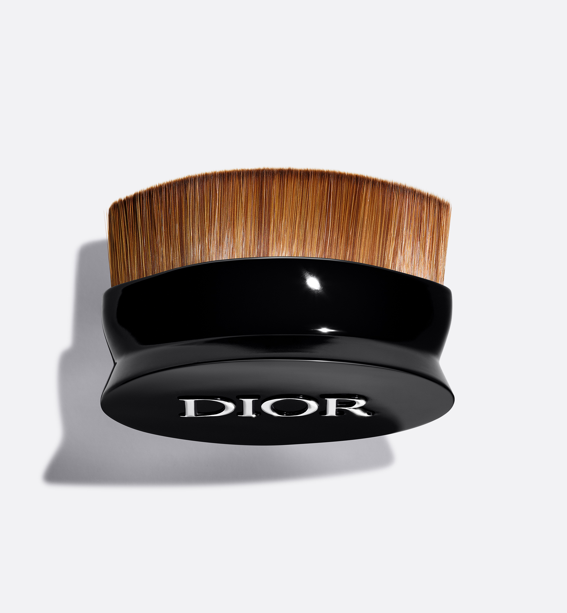 Dior Kabuki Brush N°18-multi-use Complexion Kabuki Brush