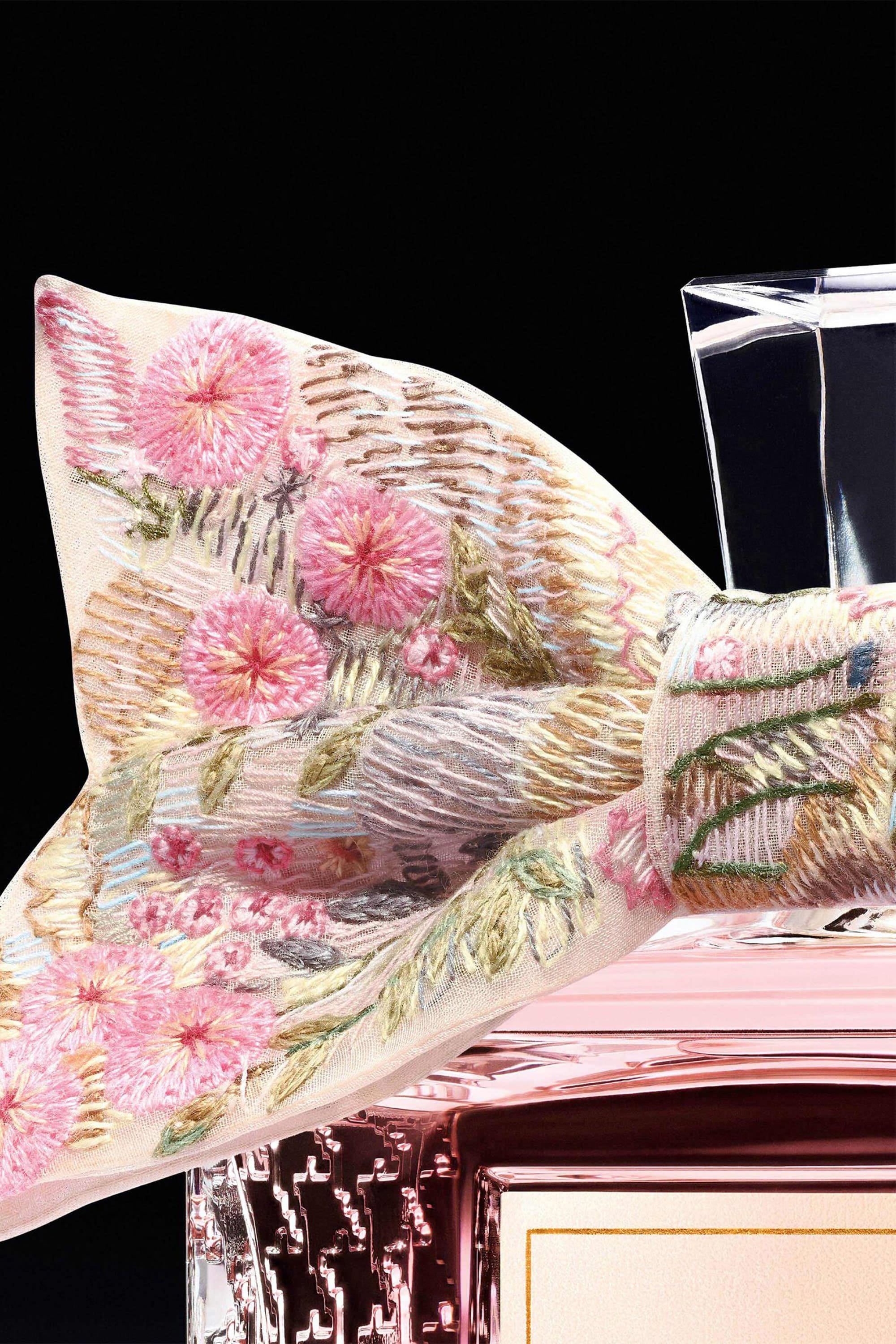 ミスディオール特別限定品を含む箱入りセット、プレステージサンプル多数 ミスディオール特別限定品を含む箱入りセット、プレステージサンプル