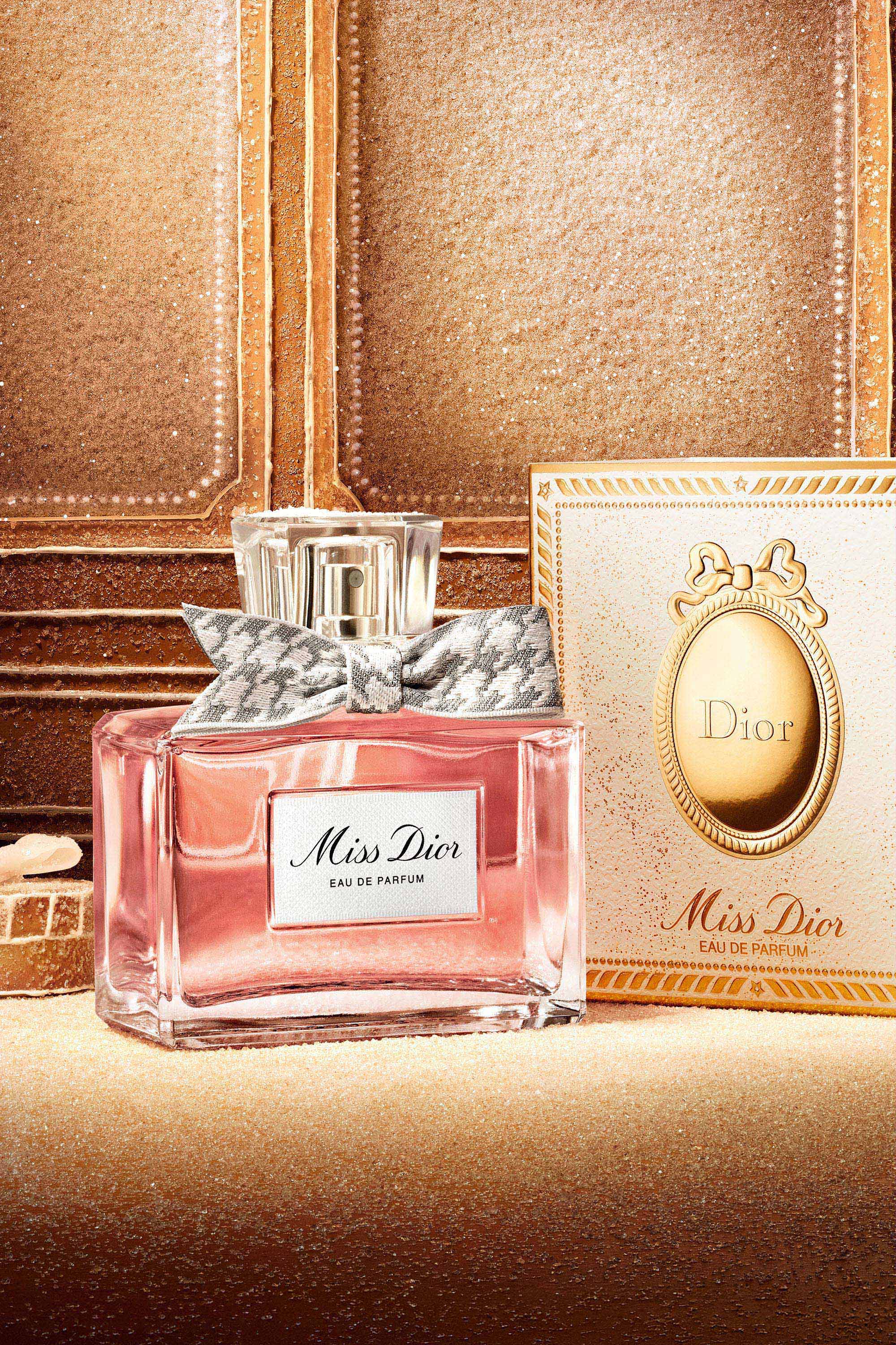 Miss Dior Eau de Parfum: limited-edition gift case | Dior US
