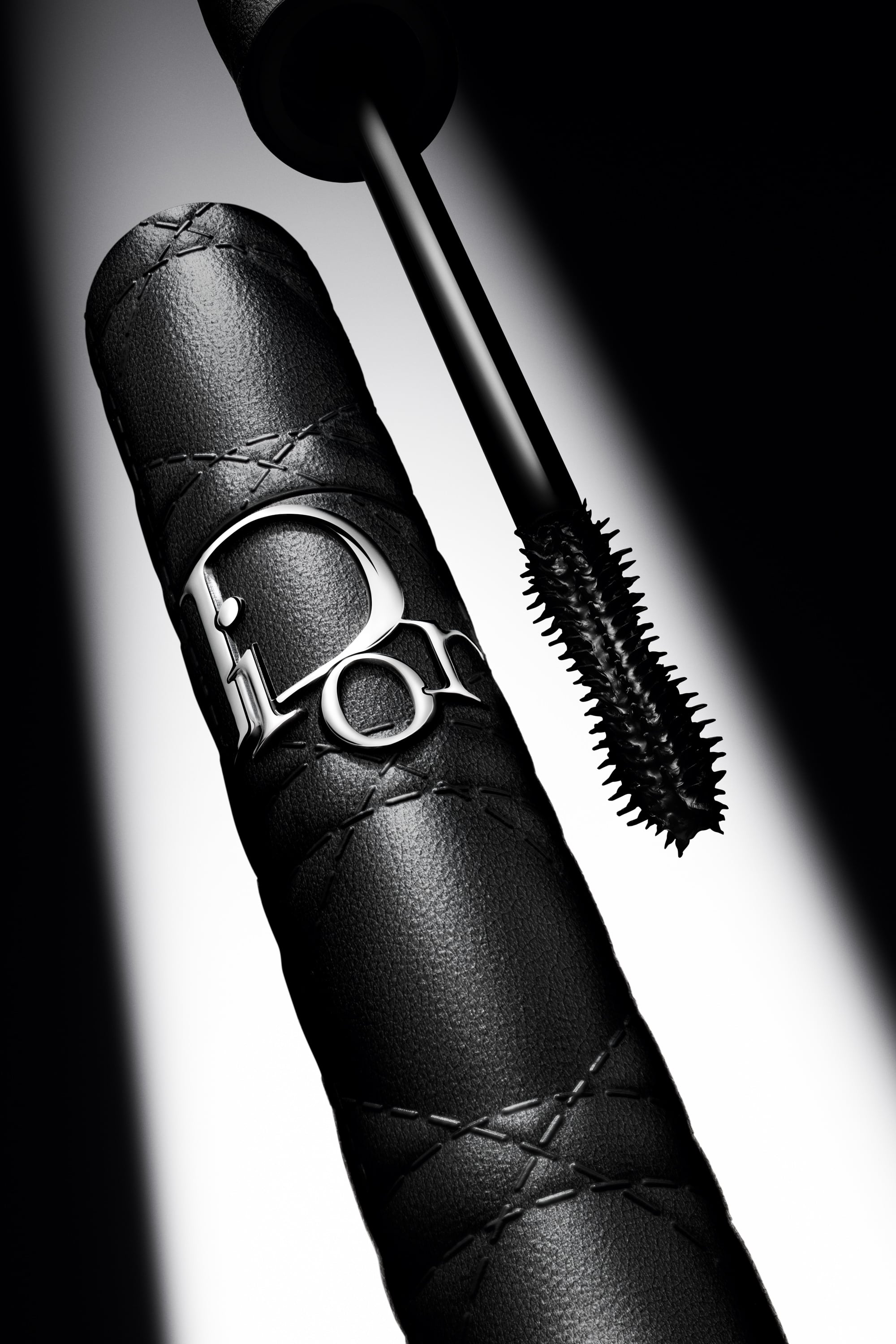 DIOR】 新作 マスカラ ディオールショウ オーバーボリューム(カラー