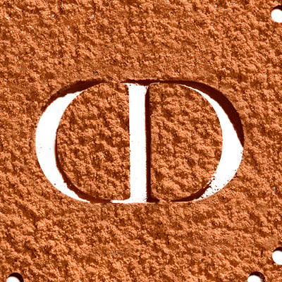 04 Tan