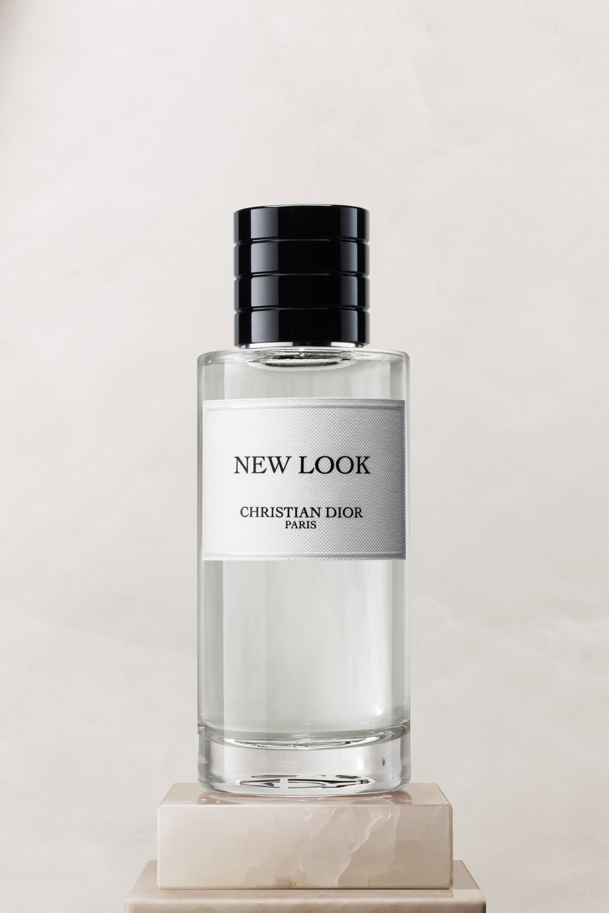 ニュールック オードゥ パルファン 40ml　メゾン クリスチャン ディオール New Look: Eau de Parfum with Aldehyde and Ambery Notes | DIOR US