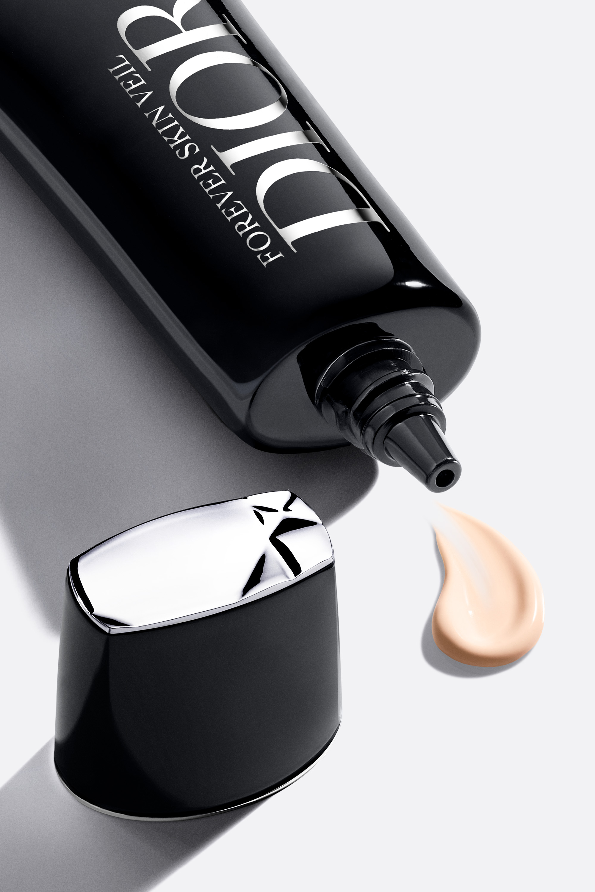 Dior Forever Skin Veil: Makeup primer - Glow finish and 24h