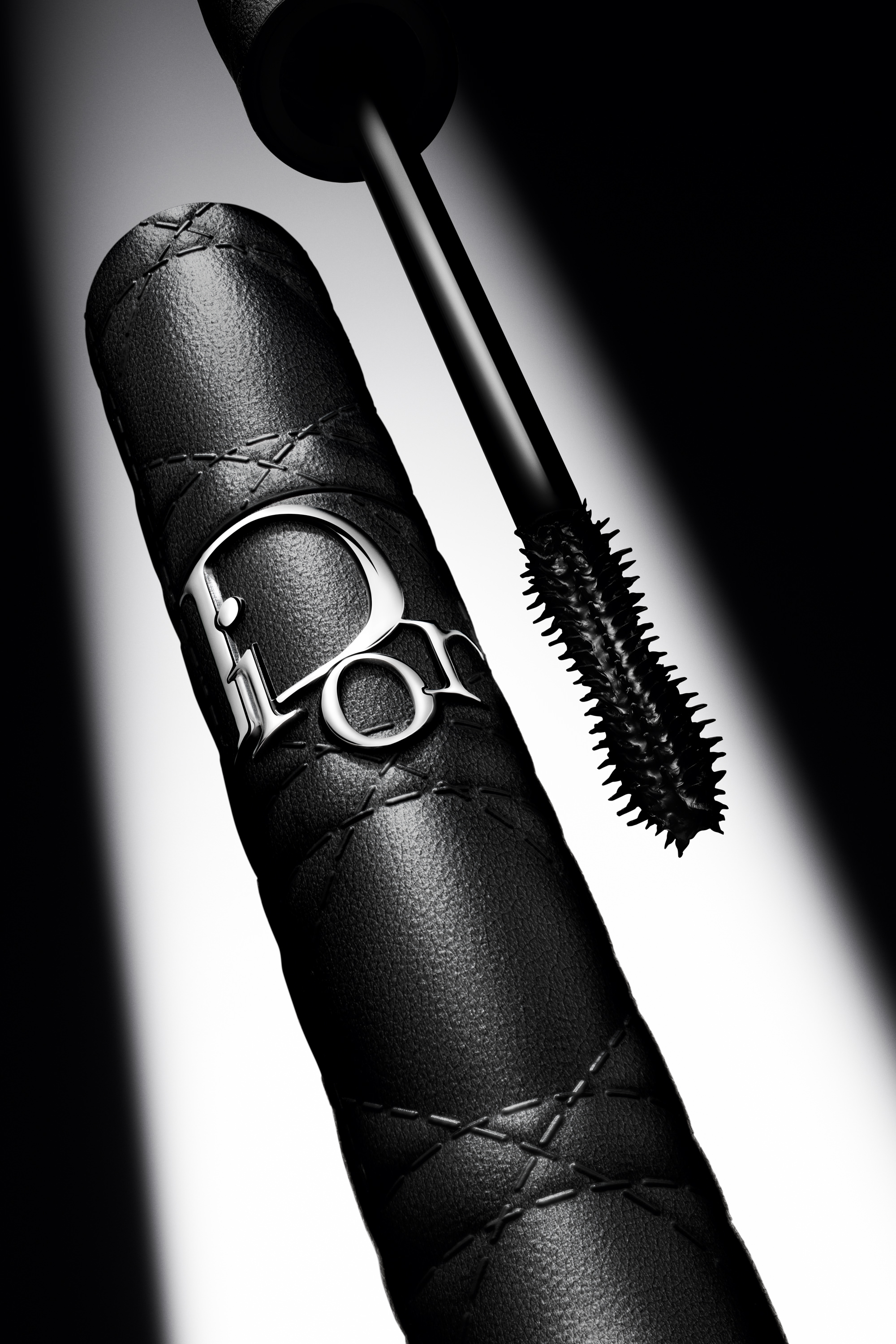 DIOR】 新作 マスカラ ディオールショウ オーバーボリューム(カラー