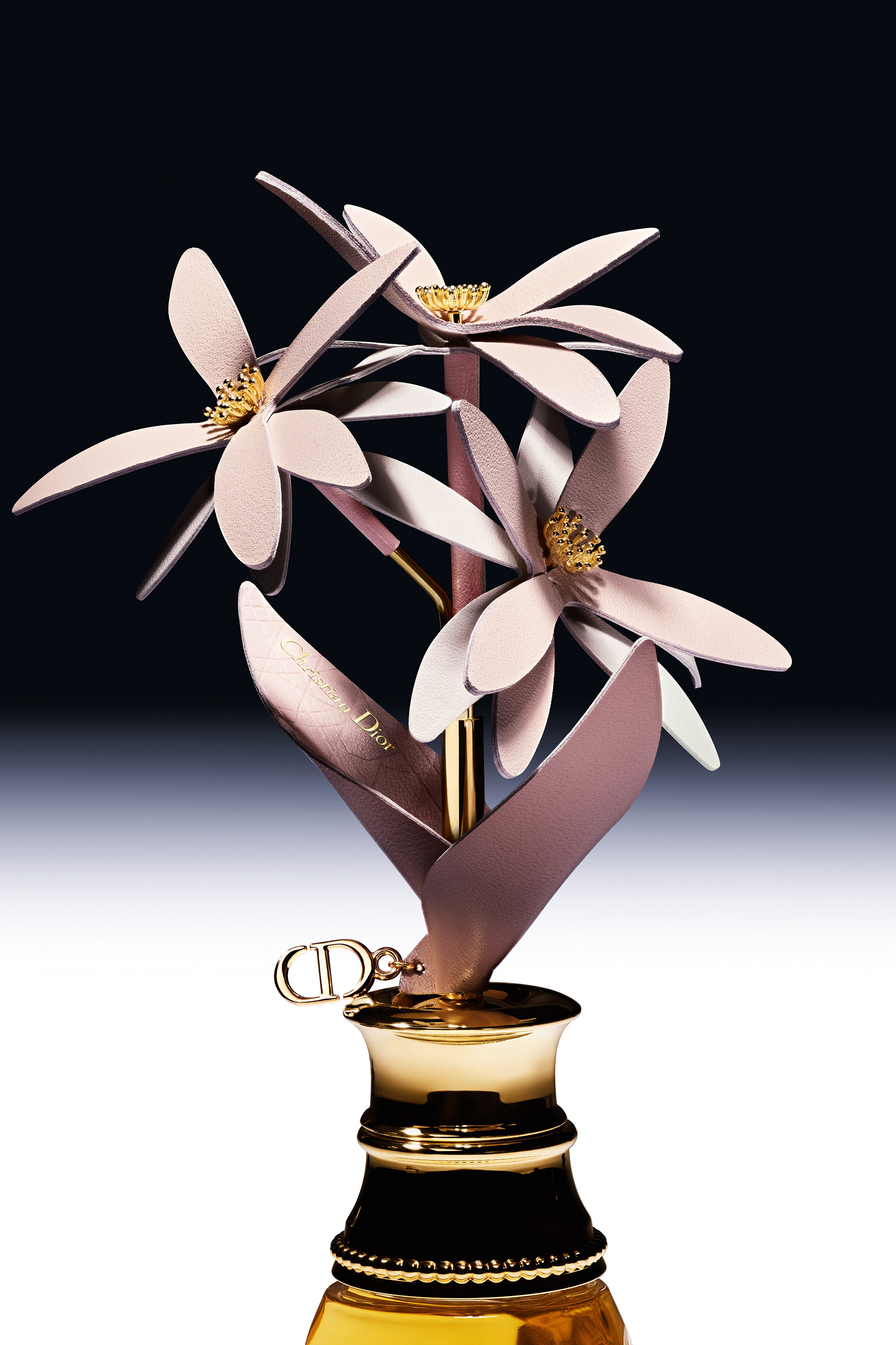 Les Récoltes Majeures Le Jasmin by Marie Barthès | Dior US