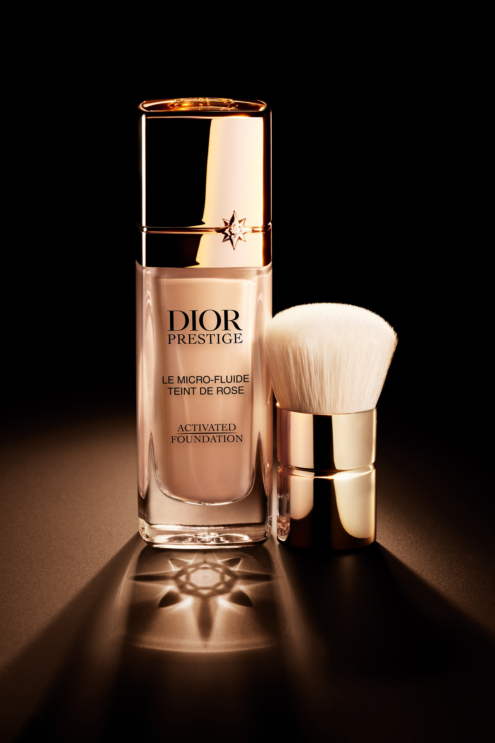 DIOR】 プレステージ ル マイクロ フルイド タン (SPF30／PA+++