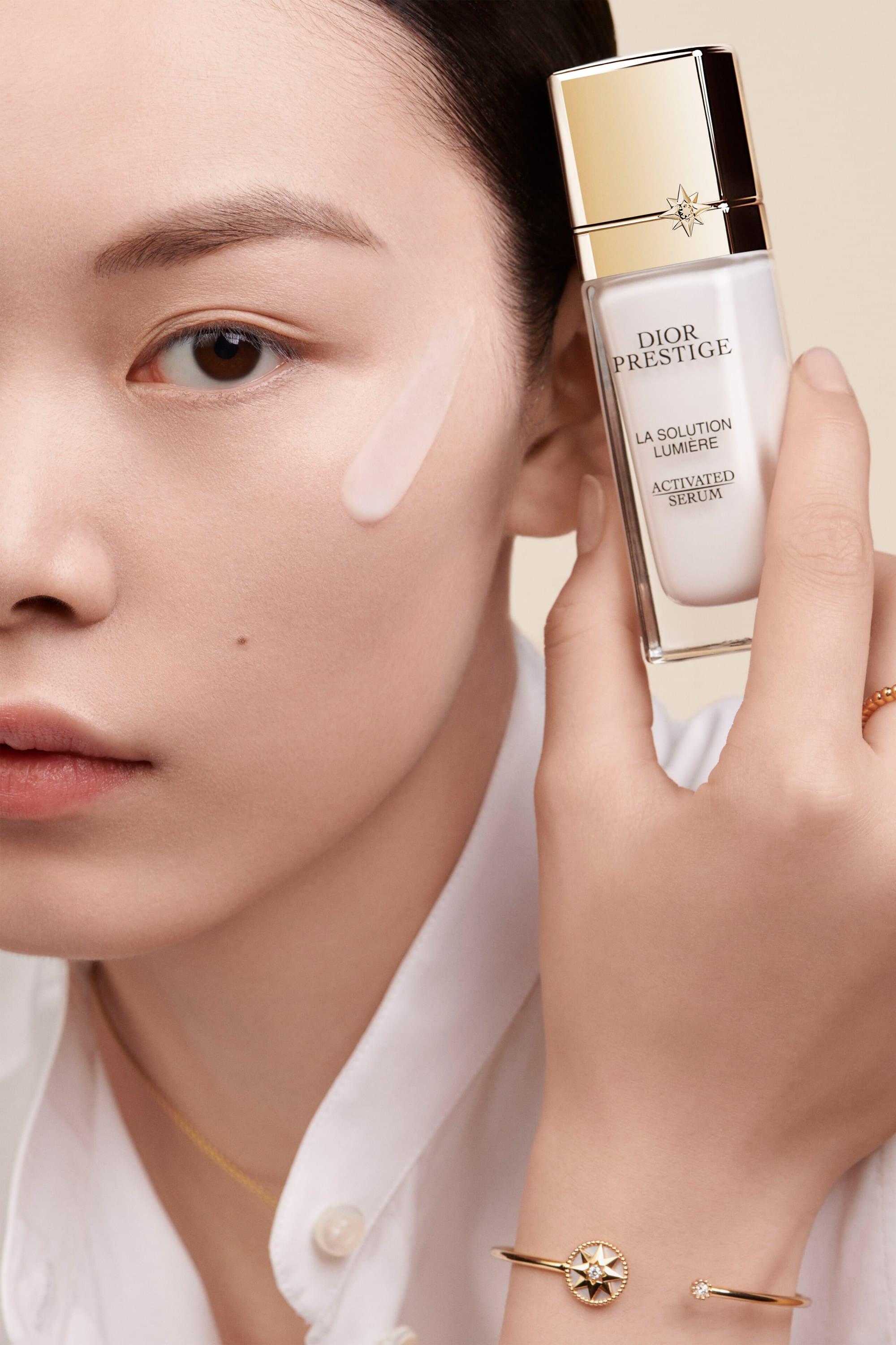Dior Prestige La Solution Lumière: Brightening Serum | DIOR US