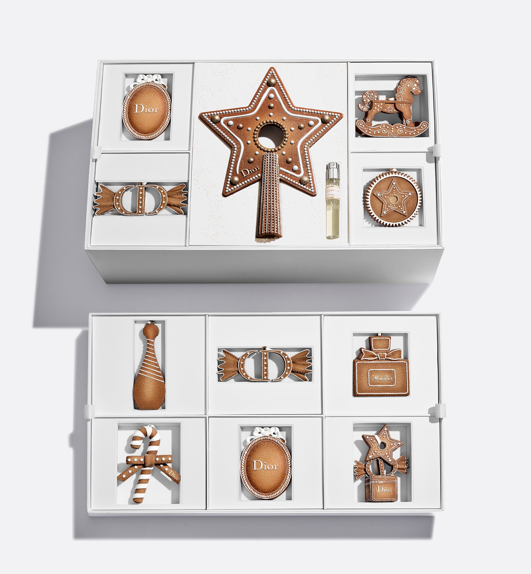 Limited-edition ornament set: 16 ornaments and 1 Christmas tree