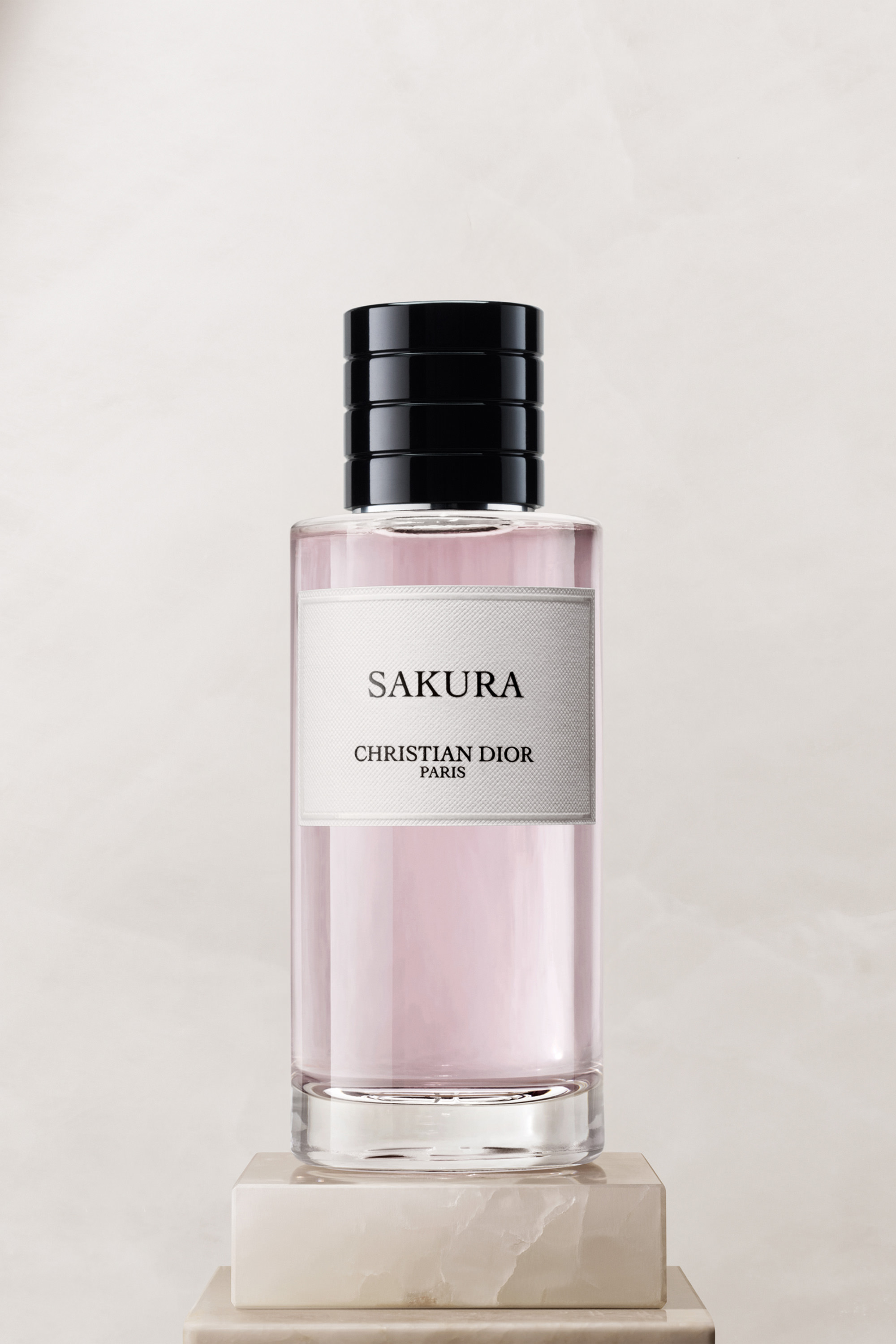 Sakura: floral unisex fragrance of Japanese inspiration | Dior US