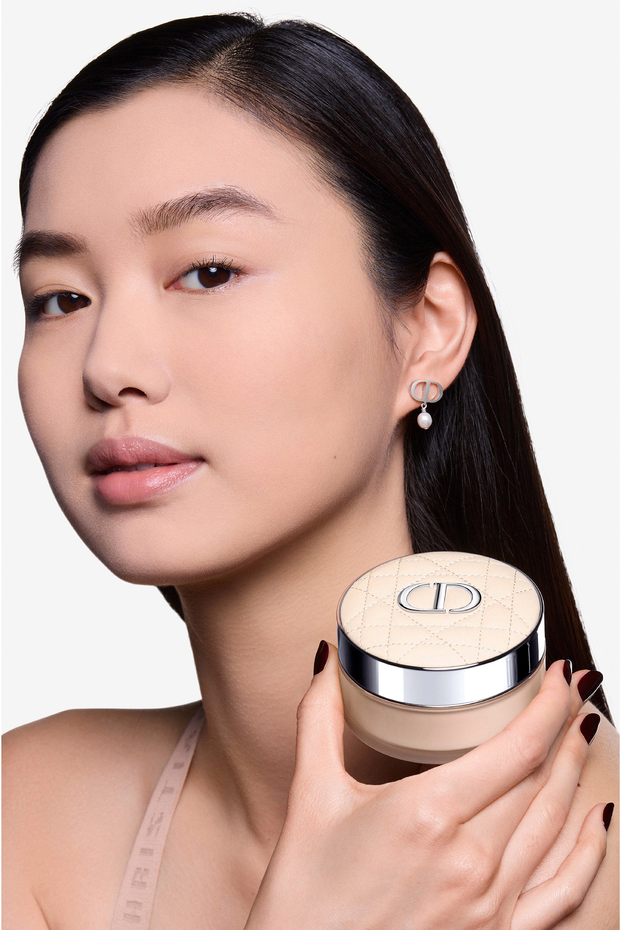 Dior Forever On Set Powder: Loose setting powder, blurring matte