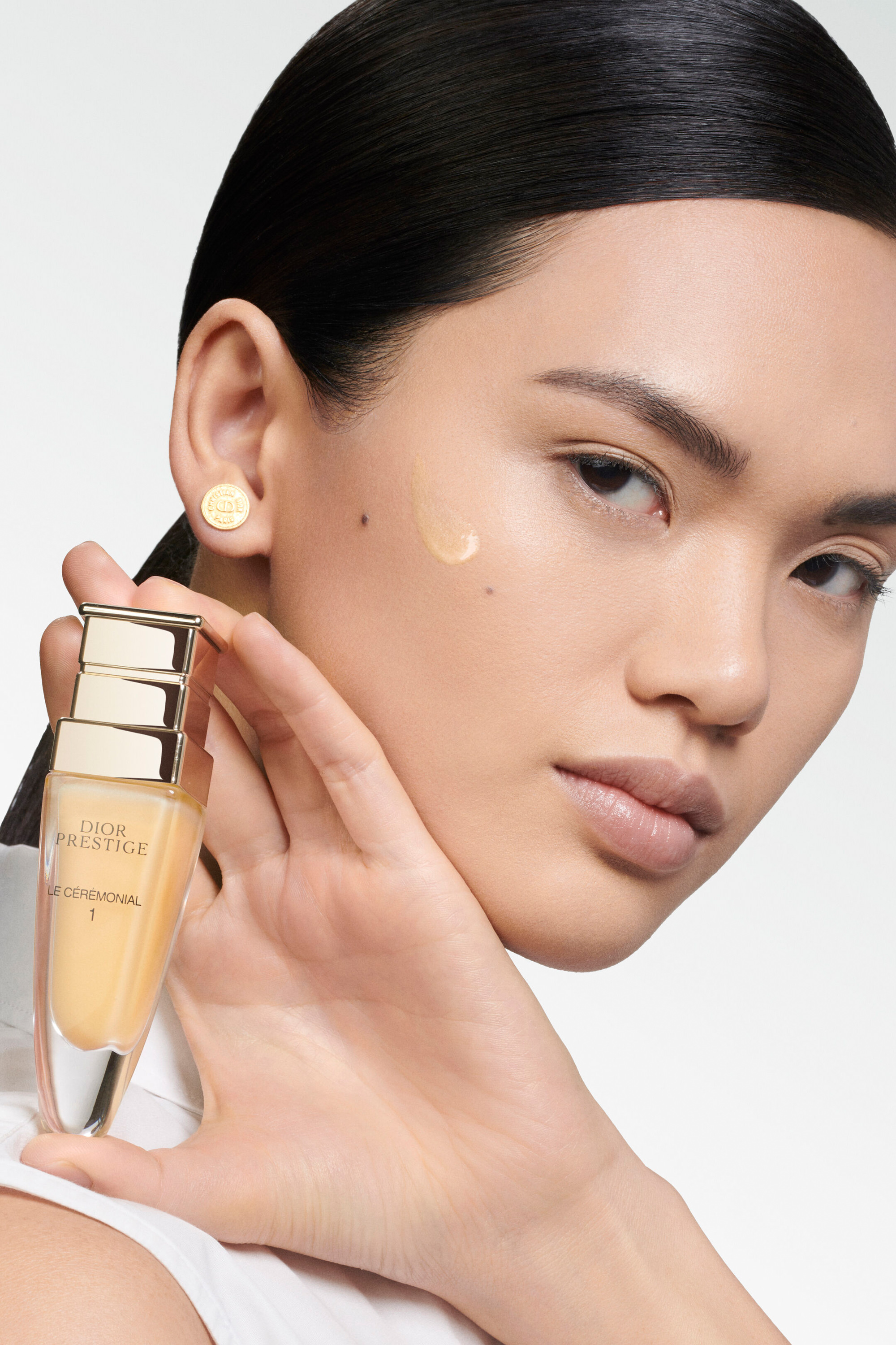 ディオール　プレステージ　ル　キャビネ　エクストラ　オーディナリー ディオール プレステージ ル キャビネ エクストラ オーディナリー