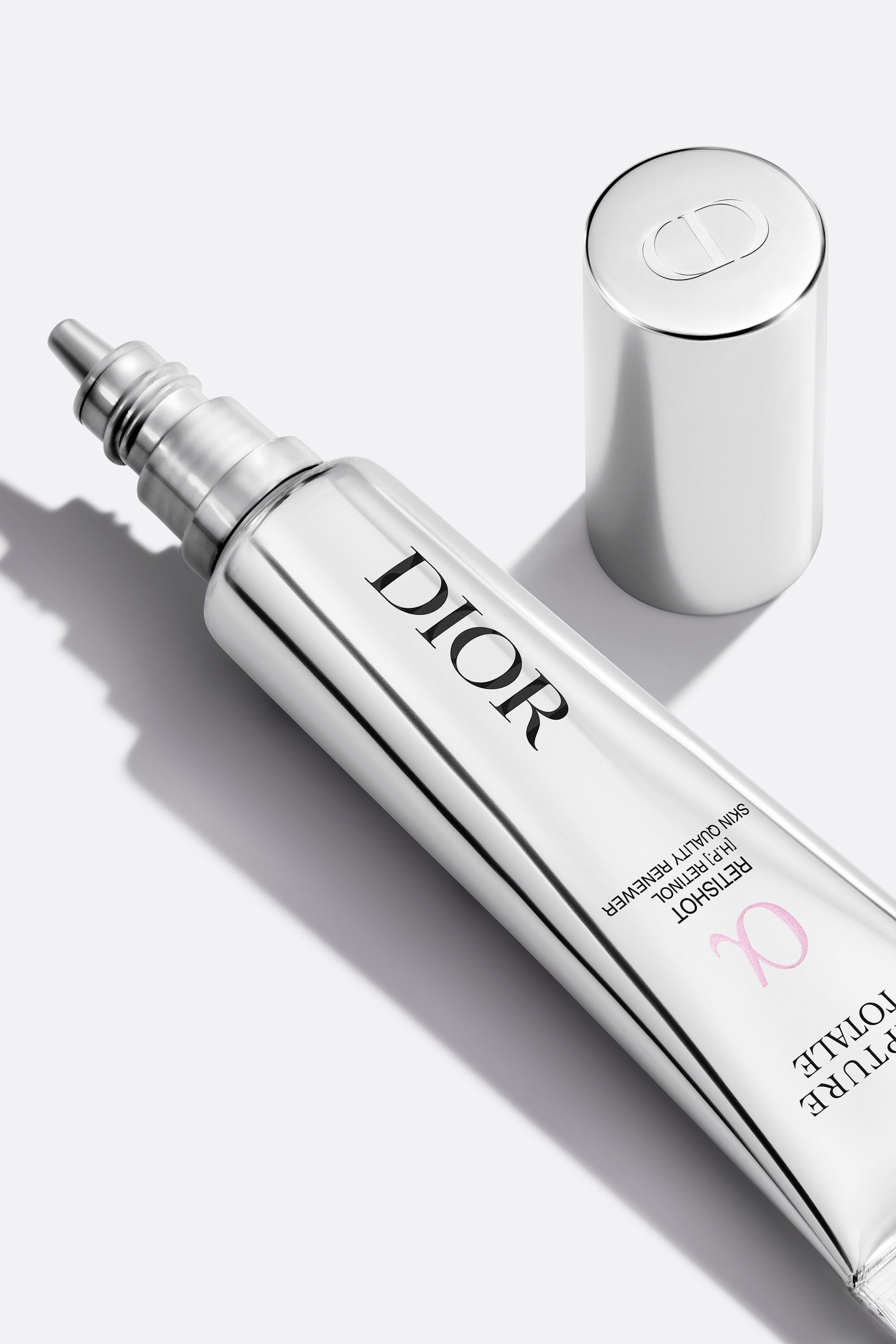 Dior Capture Totale Retishot 美容液 Capture Totale Retishot: Retinol Night Concentrate | DIOR US