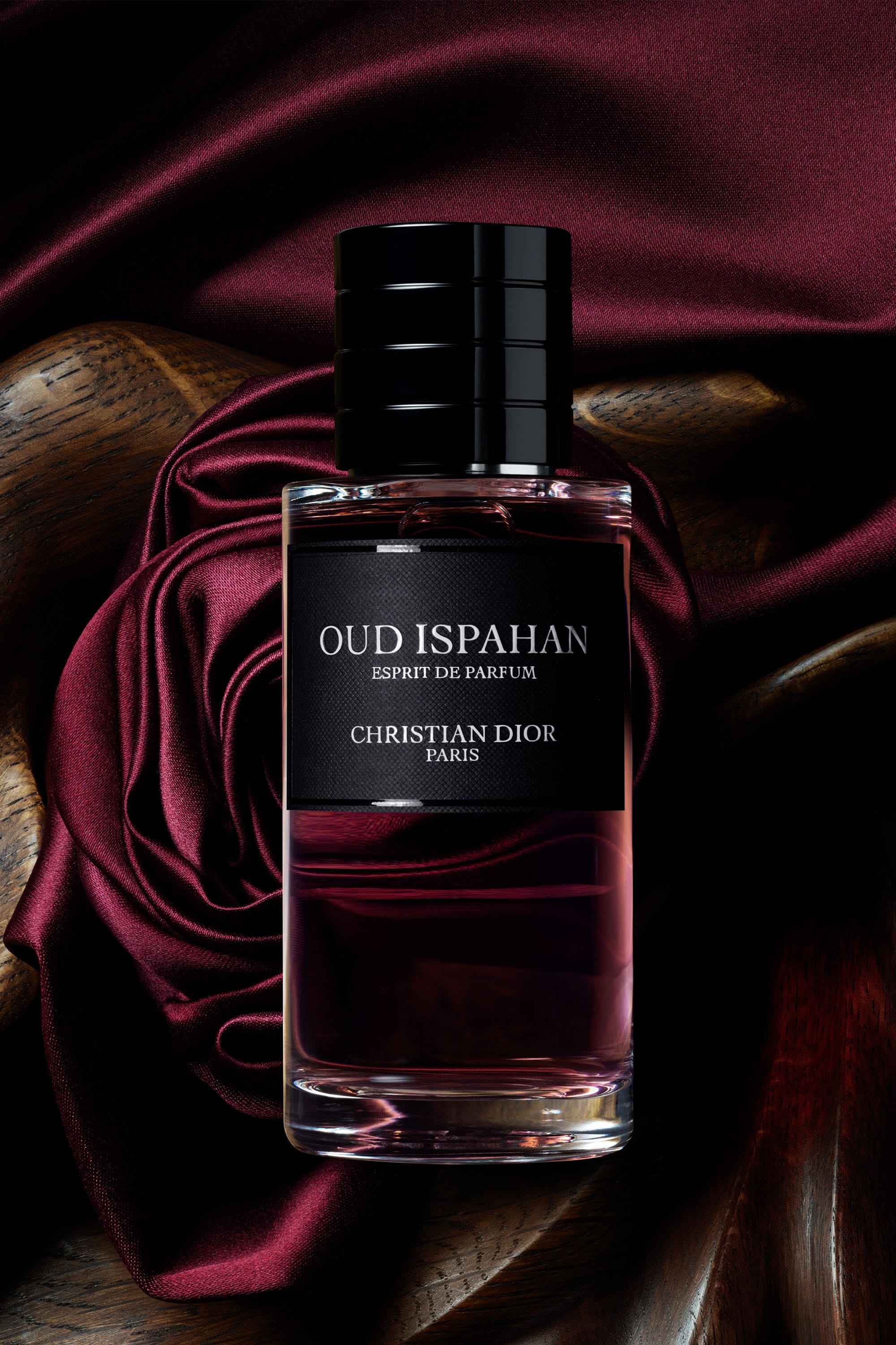 Christian Dior OUD ISPAHAN 香水 ポーチ付き Y0997183_C099800163_E02_RHC.jpg