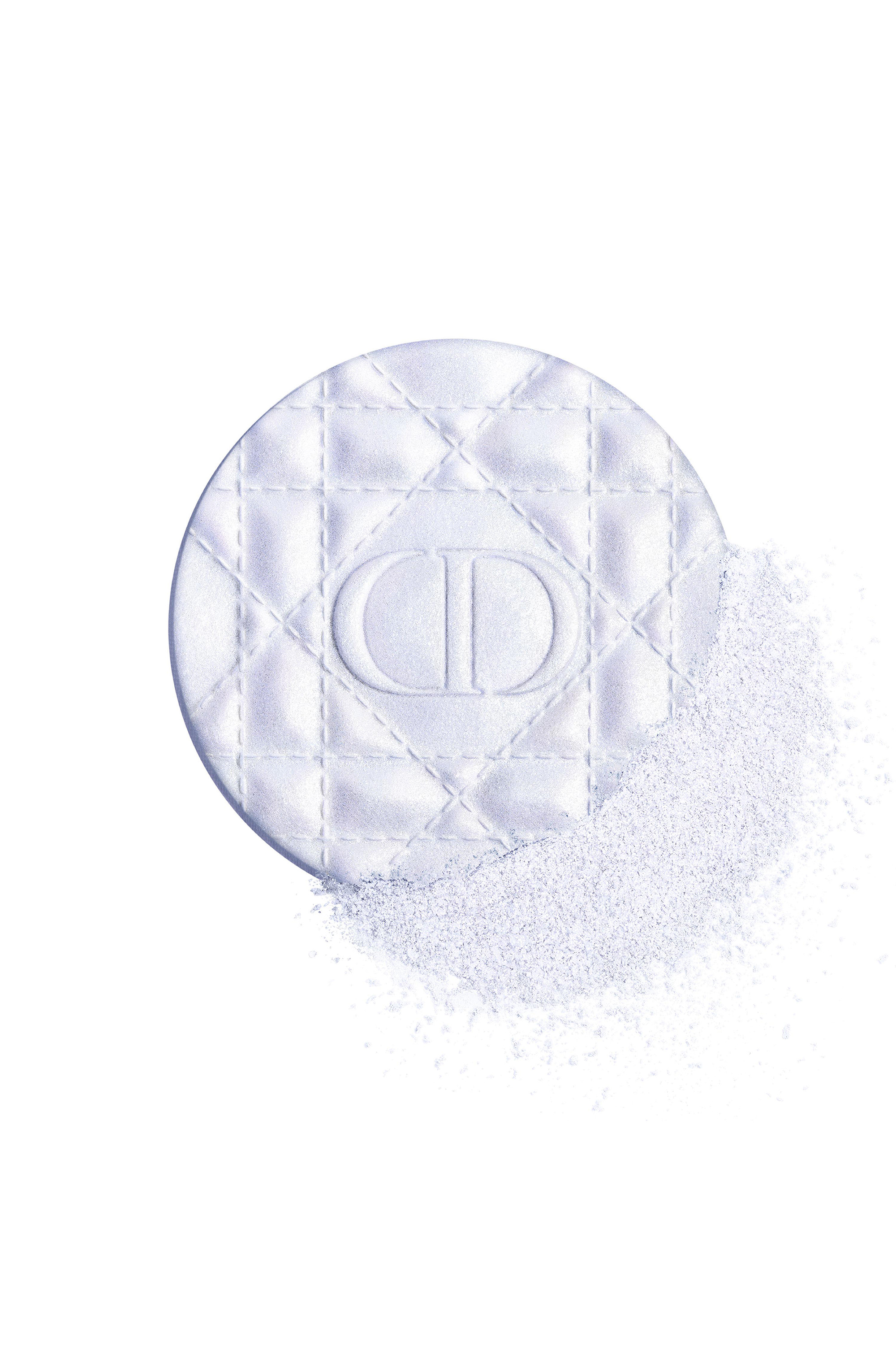 DIOR】 新作 ディオールスキン フォーエヴァー グロウ ルミナイザー