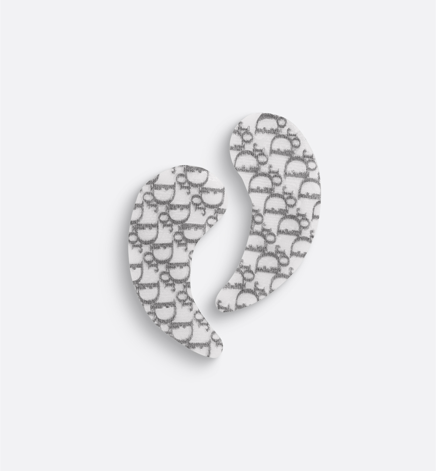 The Eye Patches for a Refreshed, Hydrated Eye Contour | DIOR