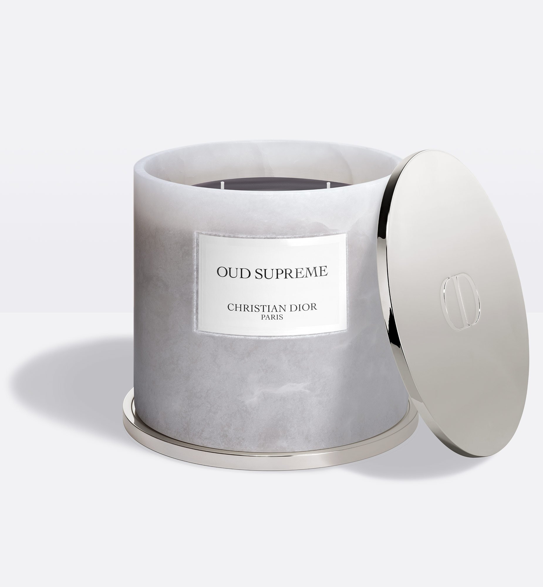 Oud Supreme Giant Candle: Alabaster Limited Edition | DIOR