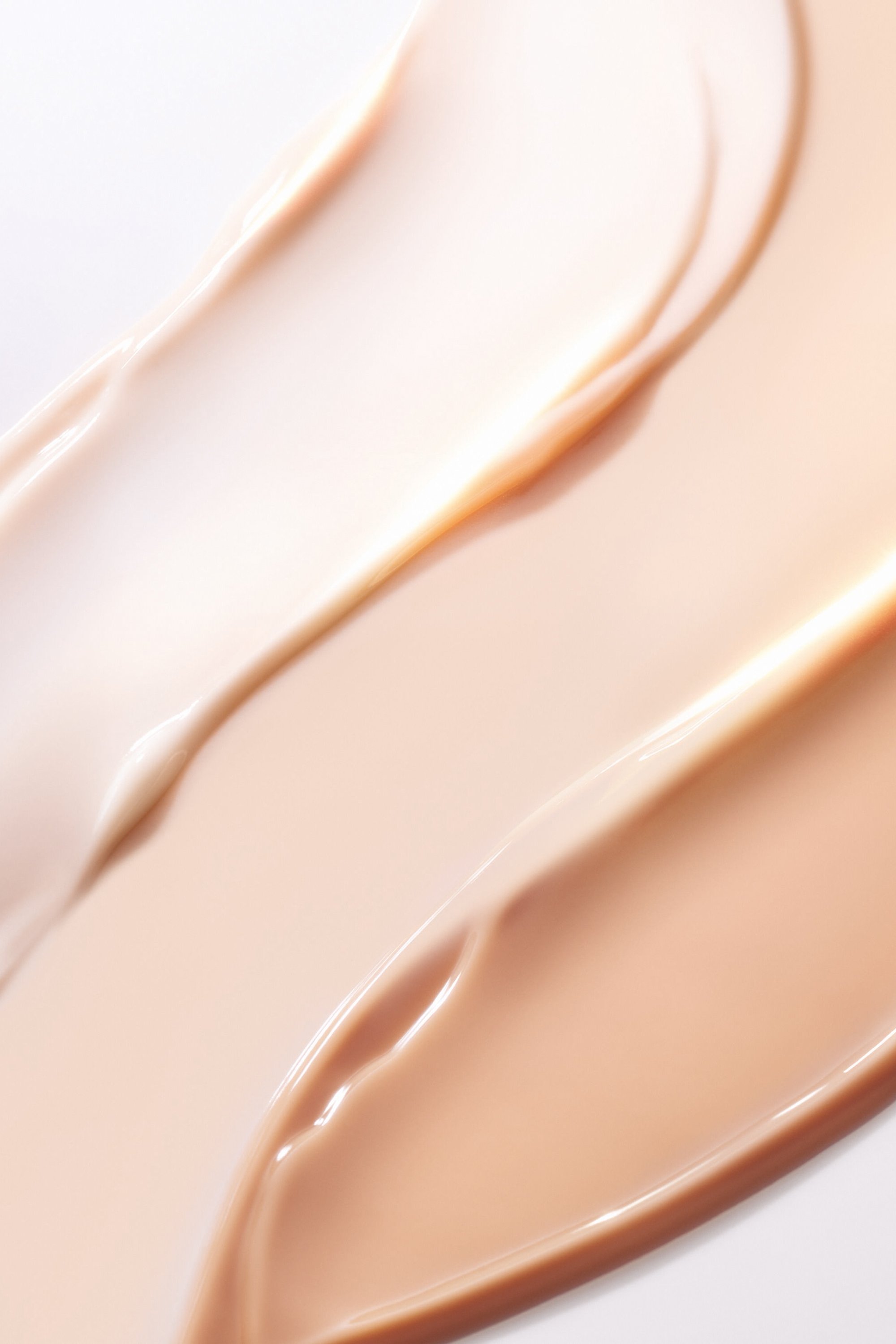 新品未使用Dior プレステージプロテクターUVルミエールBB 00 ディオール / プレステージ ホワイト ル プロテクター UV ルミエール