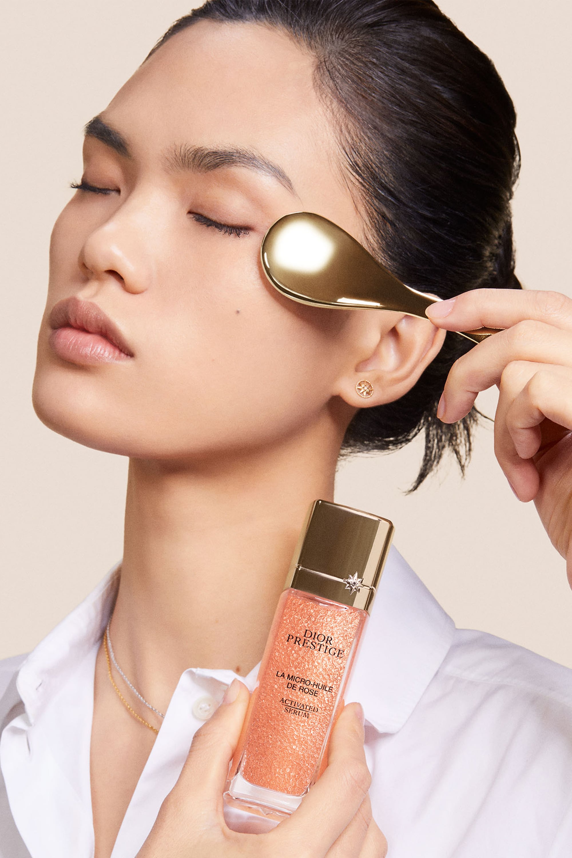 Dior Prestige Le Pétale Multi-Perlé: Facial Massage Tool | Dior US
