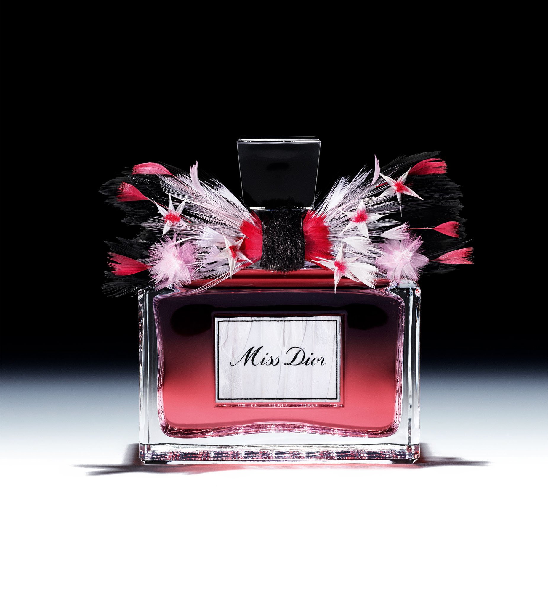 【Ritz】Christian Dior Miss Dior Miss Dior by Maison Février: a haute couture masterpieceMISS