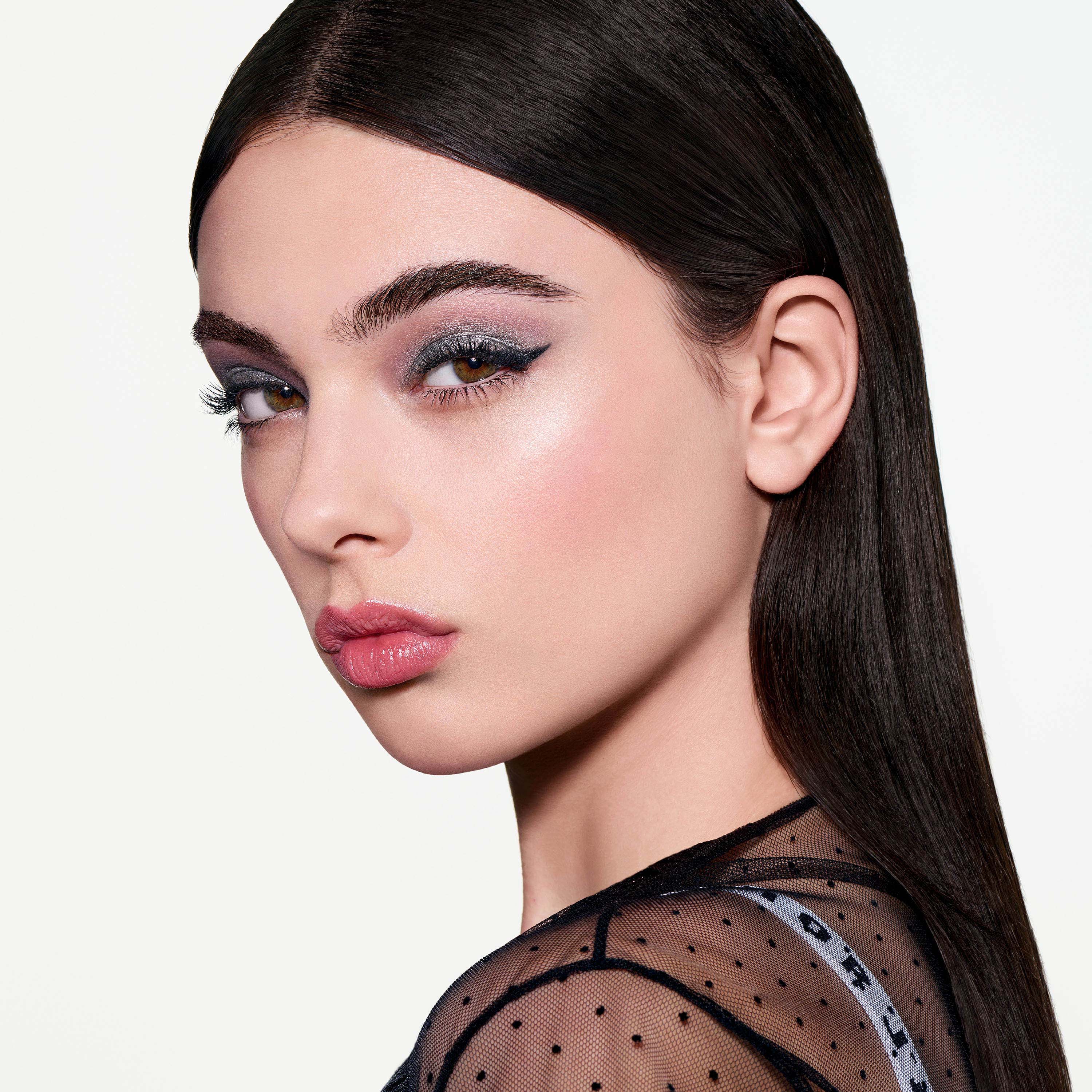 THE SMOKY DIOR LOOK ESSENTIALS | DIOR US