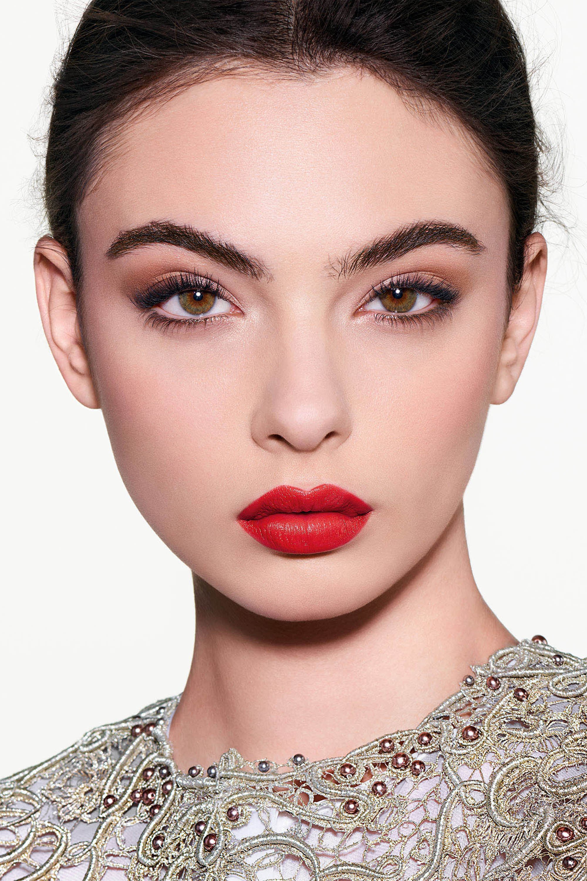 Stunning Red Look | DIOR US